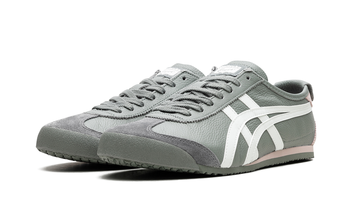 Onitsuka Tiger Tiger Mexico 66 Monument in Blue 133818 - product image from the listing.