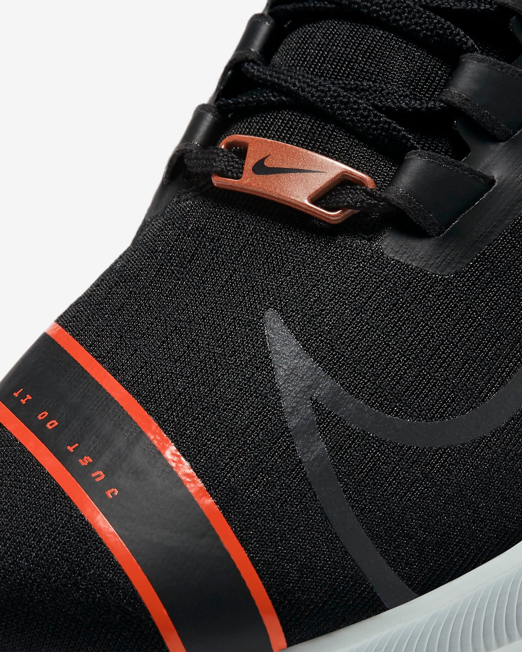 Nike Air Zoom Pegasus 37 Fast City Running Shoes in Black - product image from the listing.