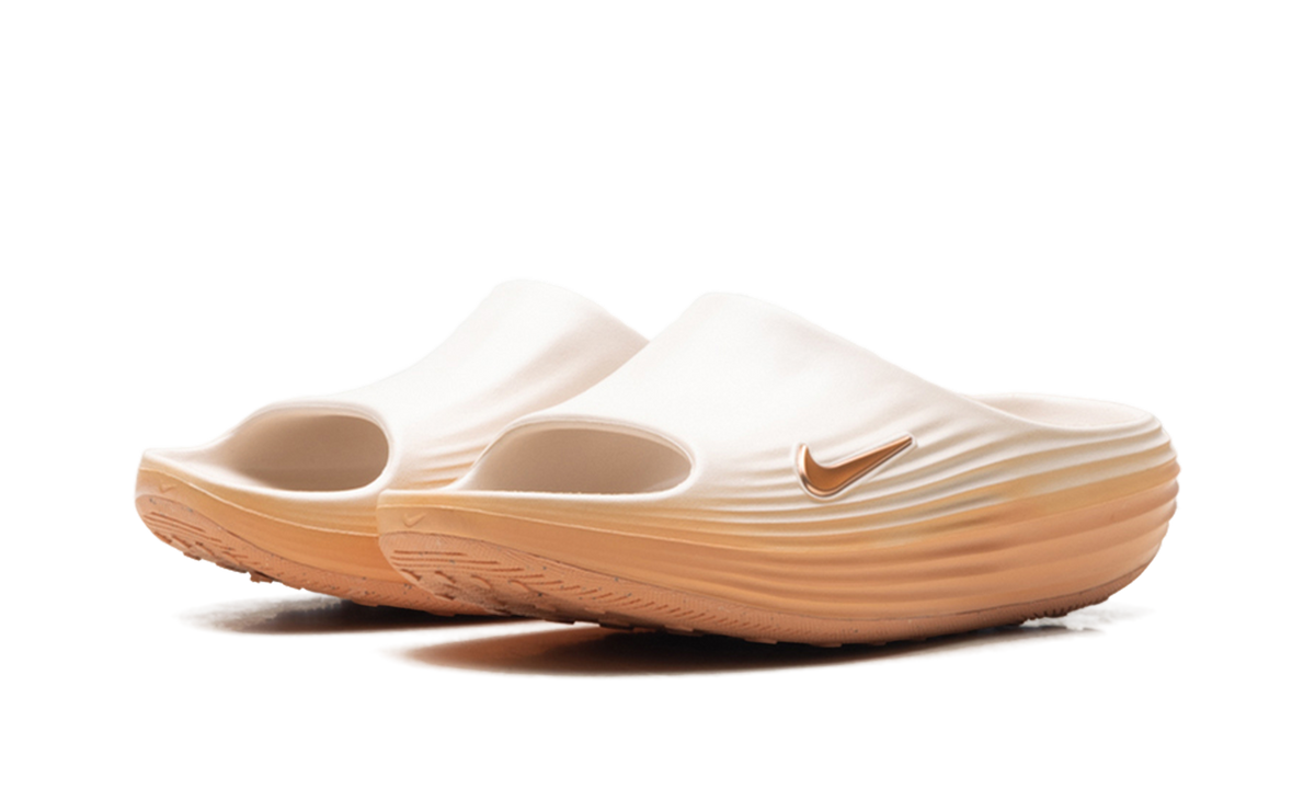 "Guava Ice" ReactX Rejuven8 Slide HV4484 800 - product image from the listing.