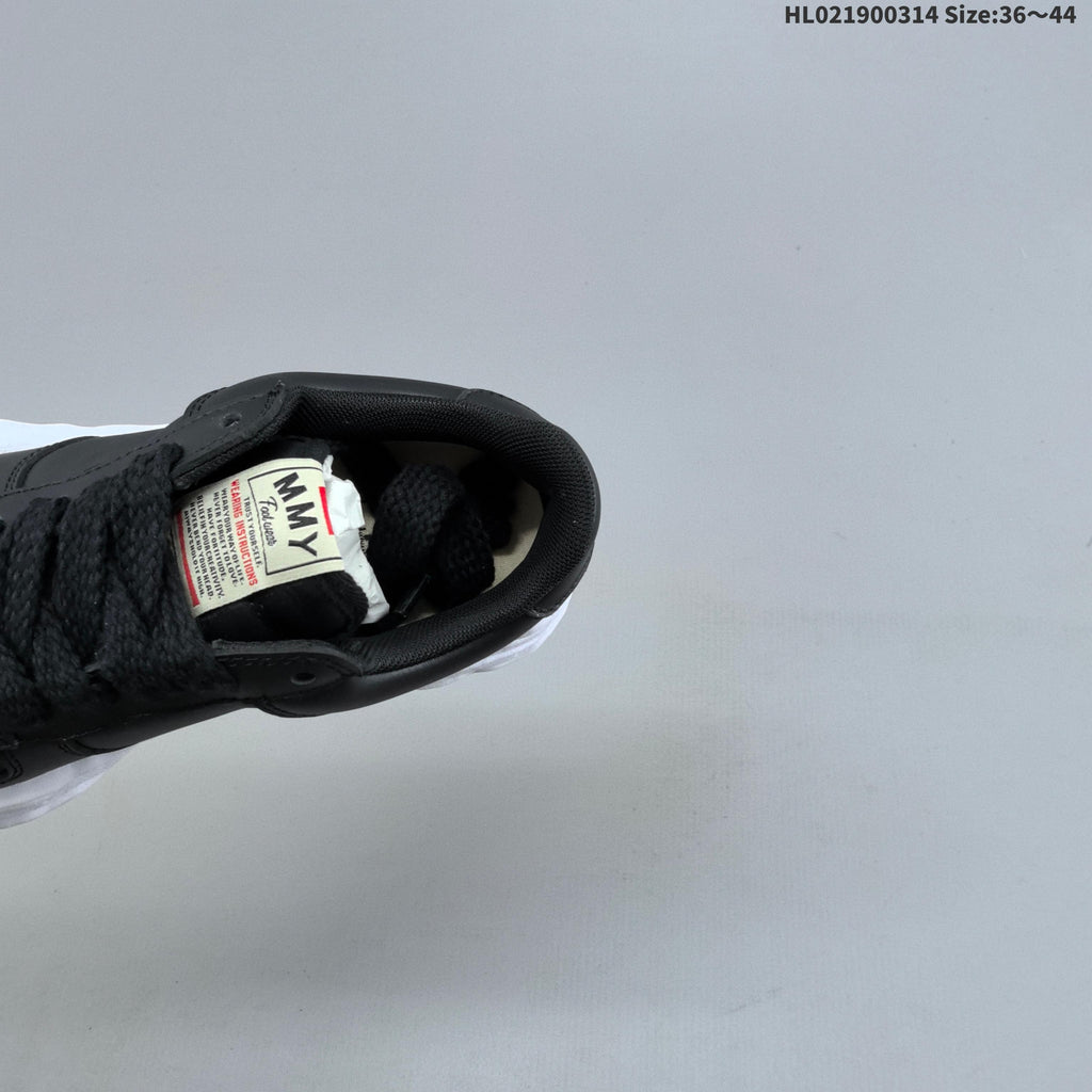 Maison Mihara Yasuhiro Original Sole Low Sneakers in Black - product image from the listing.
