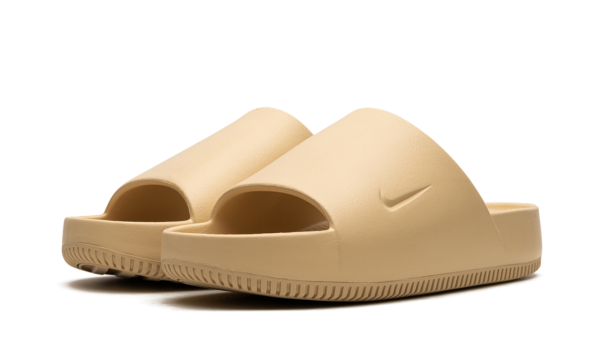 "Sesame" Nike Calm Slide FD4116 200 - product image from the listing.