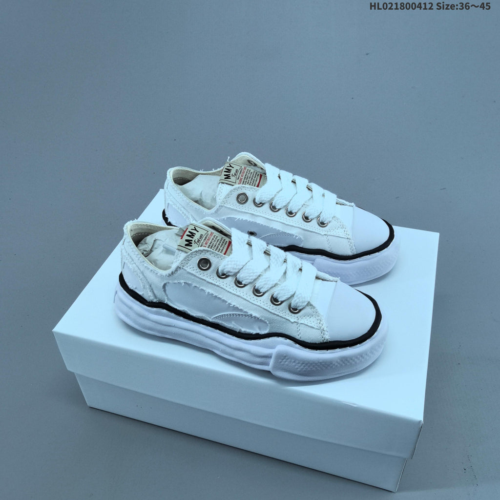 Maison MIHARA YASUHIRO Blakey Low Sneakers, in White - product image from the listing.