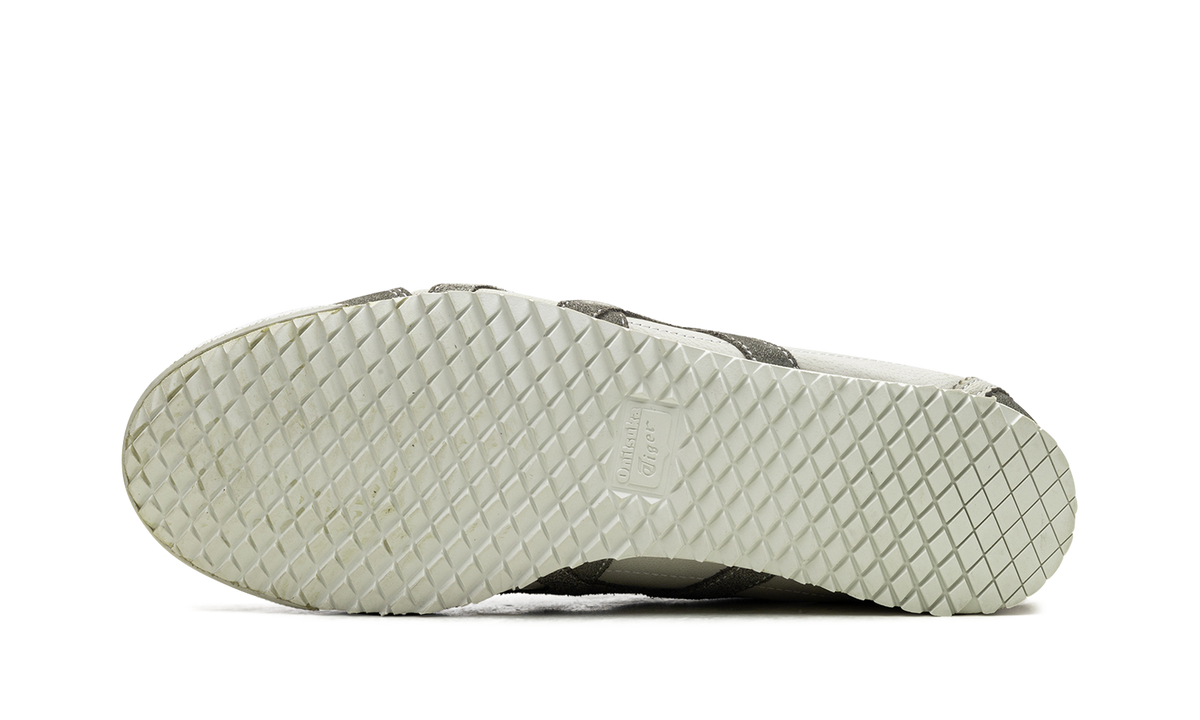 Mexico 66 Nippon Made 133723 by Onitsuka Tiger - product image from the listing.