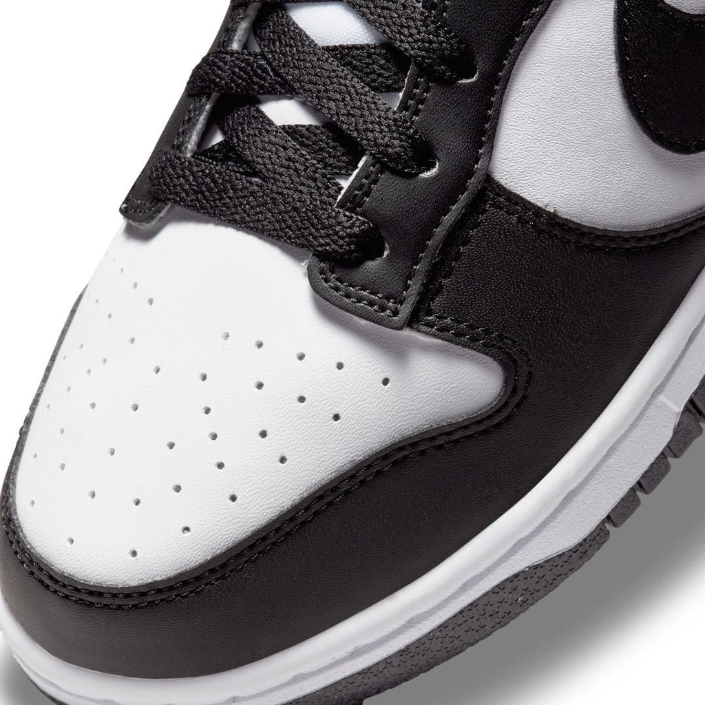 White Black Panda - Dunk Low Retro - product image from the listing.