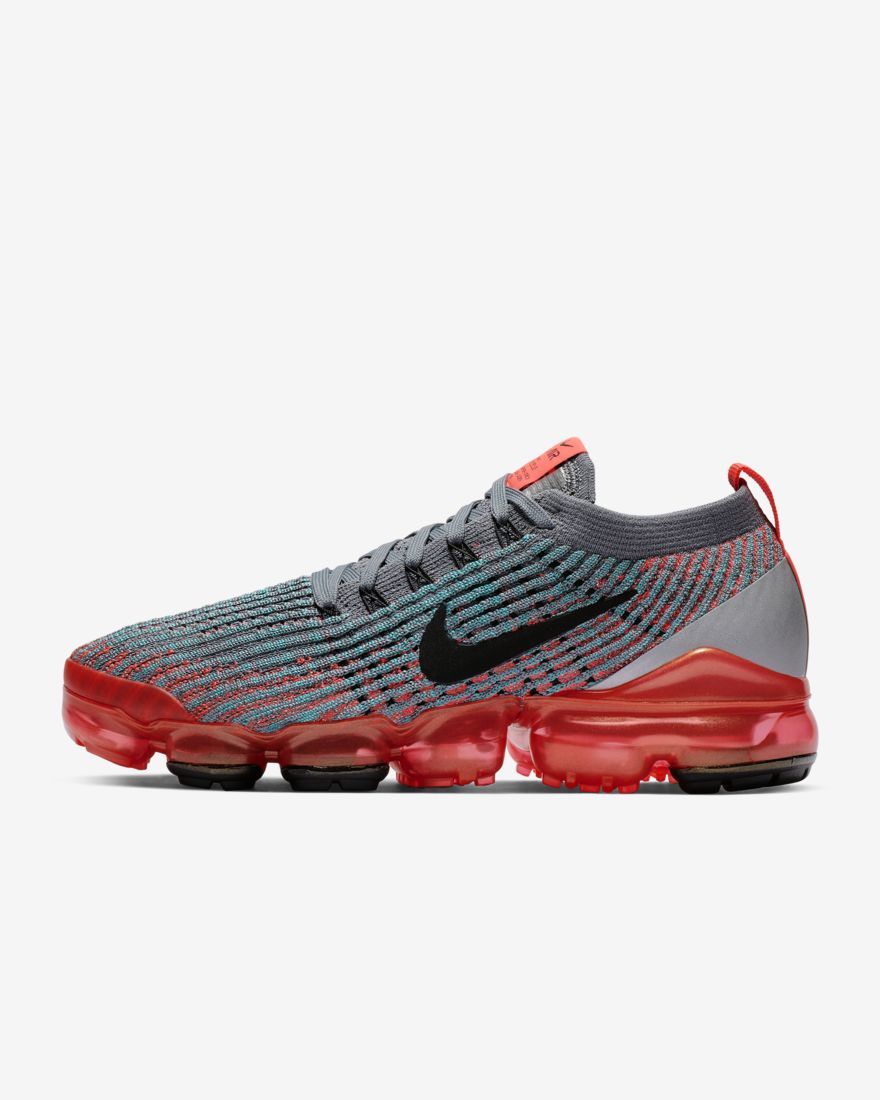 Nike Air VaporMax Flyknit 3 AJ6910-601 Trainers - product image from the listing.