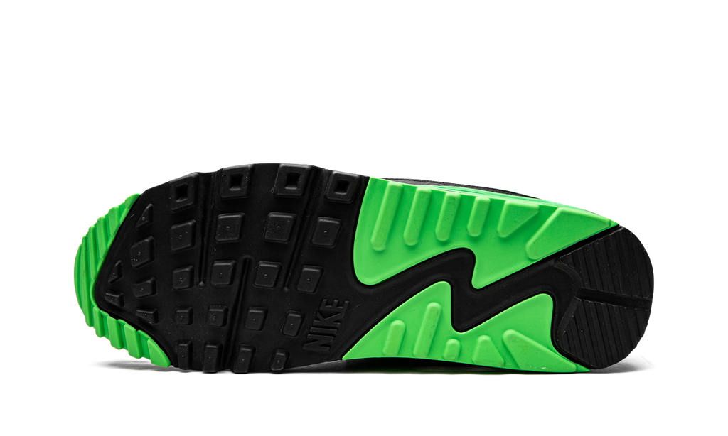 "Undefeated Black/Green" Air Max 90 / UNDFTD CJ7197 004 - product image from the listing.