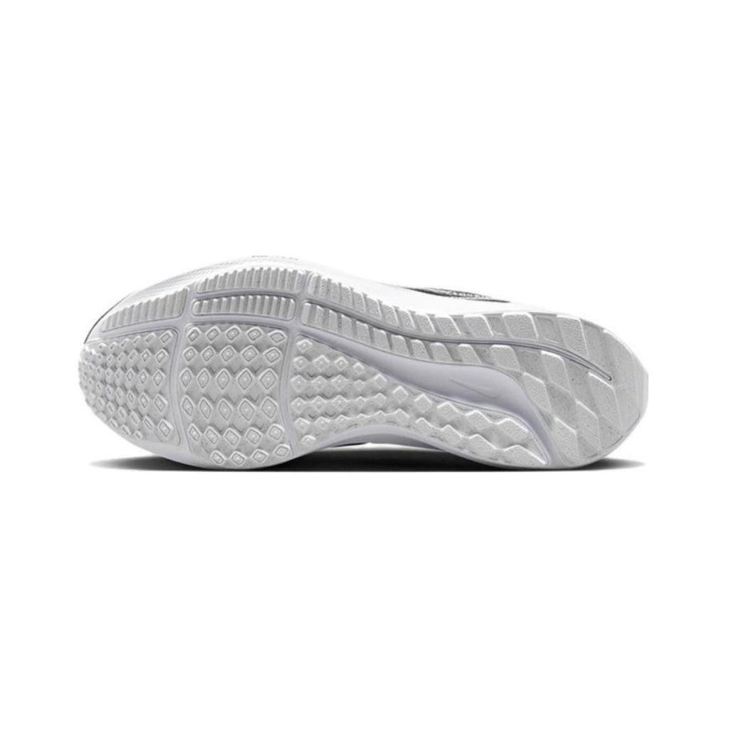 Nike Air Zoom Pegasus 39 Running Shoes in Black Silver DR9619-001 - product image from the listing.
