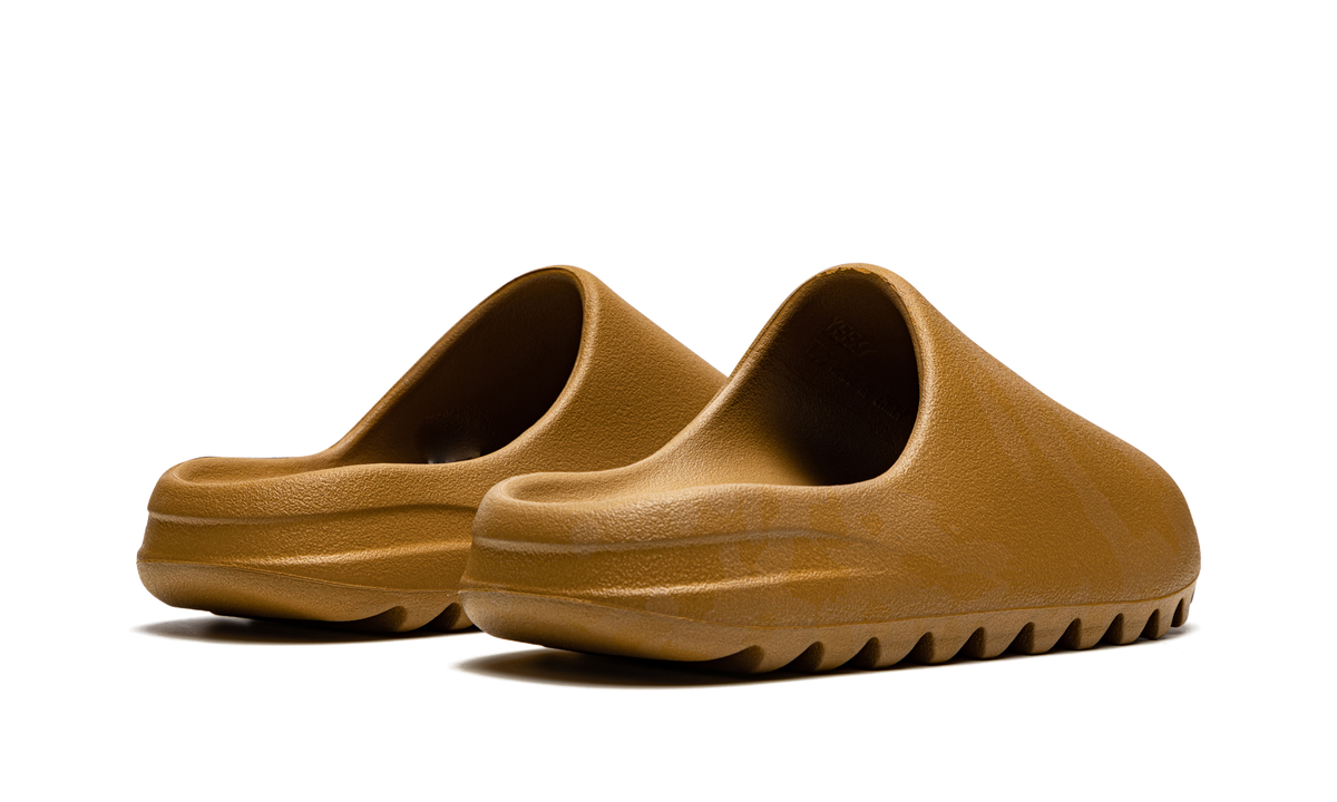 "Ochre" Yeezy Slide GW1931 - product image from the listing.