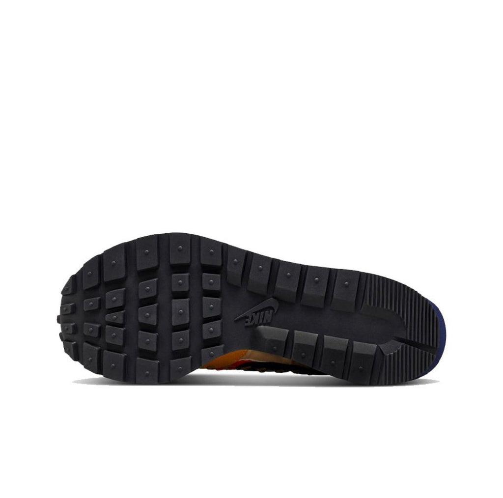 Nike VaporWaffle x sacai x Jean Paul Gaultier Trainers DH9186-200 - product image from the listing.