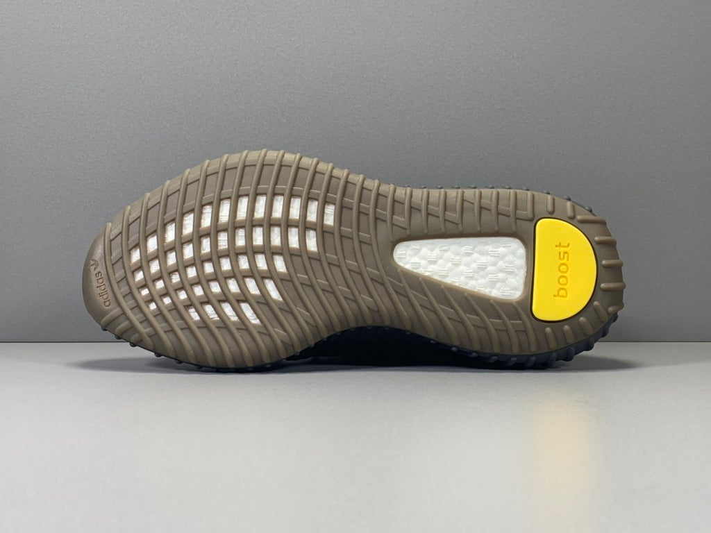 adidas Yeezy Boost 350 V2 Cinder Trainers FY2903 - product image from the listing.