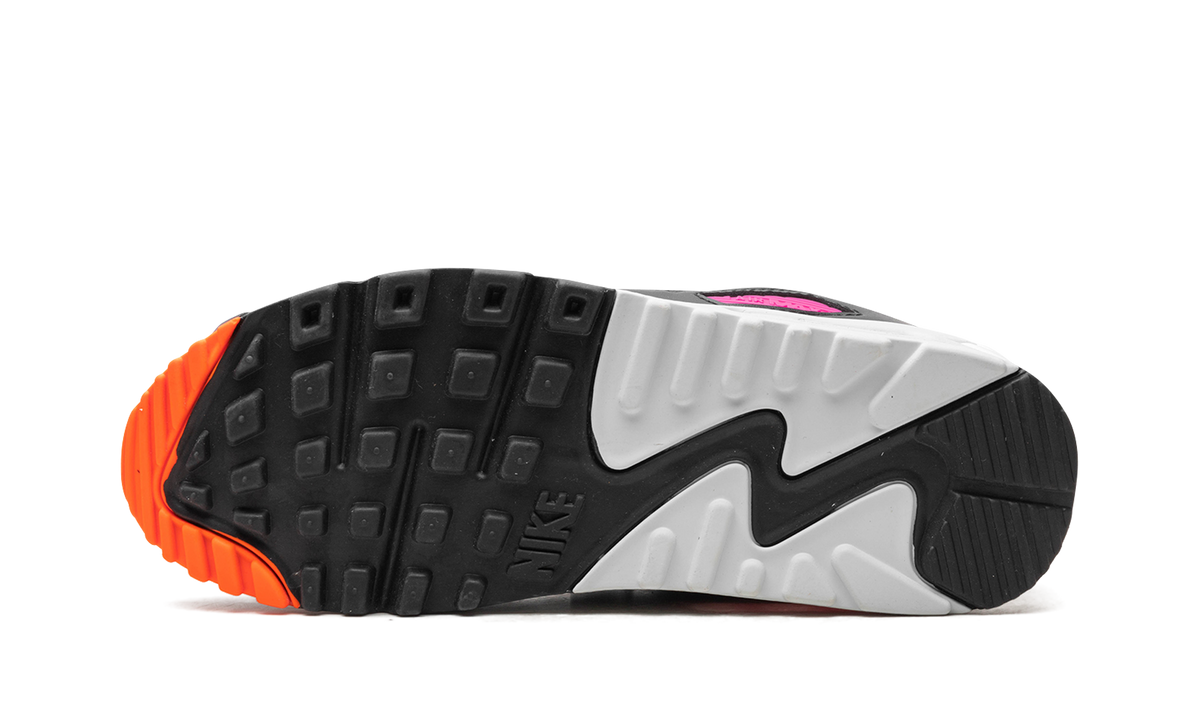 "Dunkin' Donuts" FN6958 003 - Air Max 90 - product image from the listing.