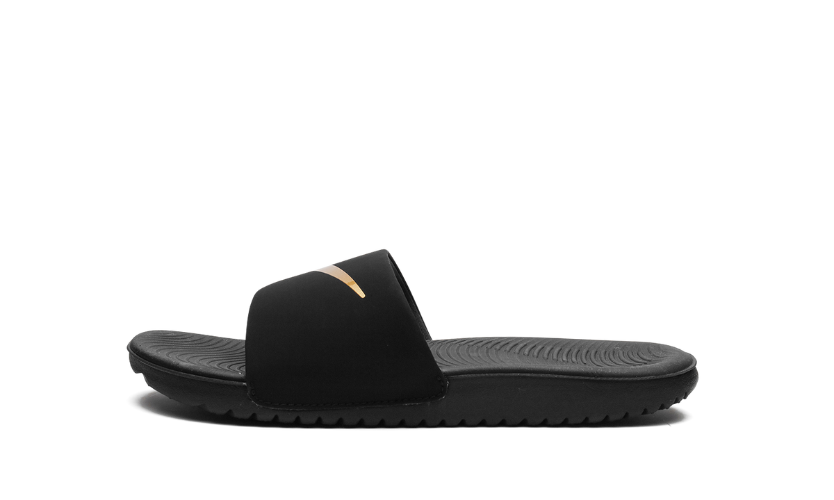 "Black" Kawa Slides GS 819352 003 - product image from the listing.