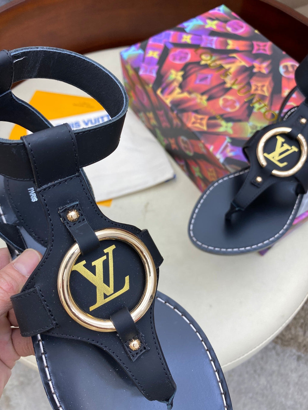 slides by LV - product photo shown in the listing for this item.