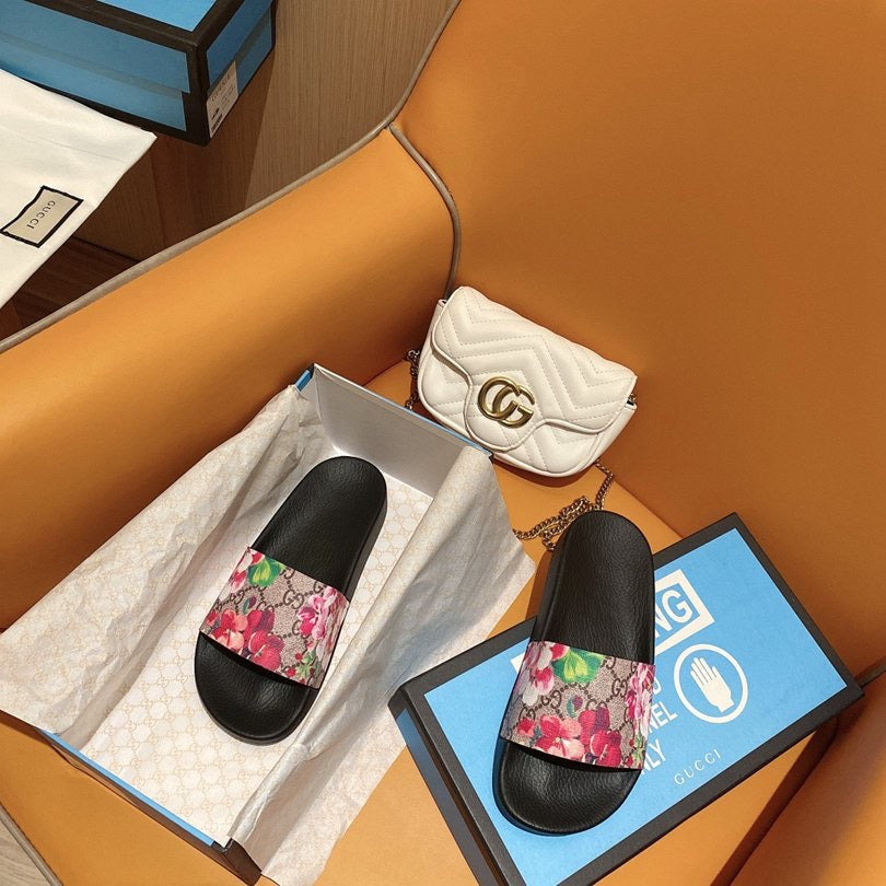 floral by Gucci - product photo shown in the listing for this item.