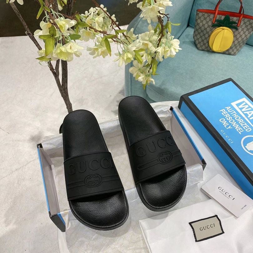 slides by Gucci - product photo shown in the listing for this item.