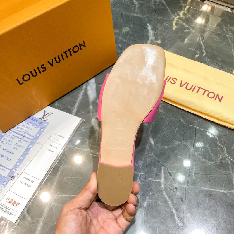 slides 2021 by LV - product photo shown in the listing for this item.