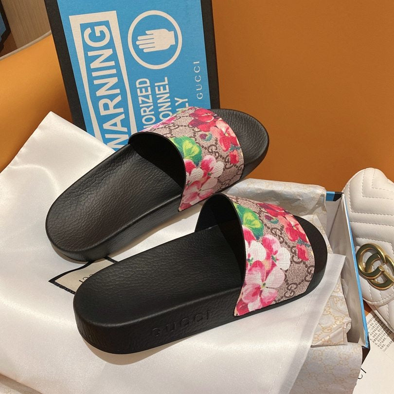 floral by Gucci - product photo shown in the listing for this item.