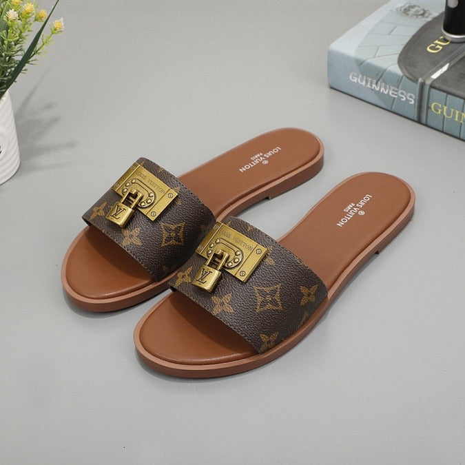 lock by Lv - product photo shown in the listing for this item.