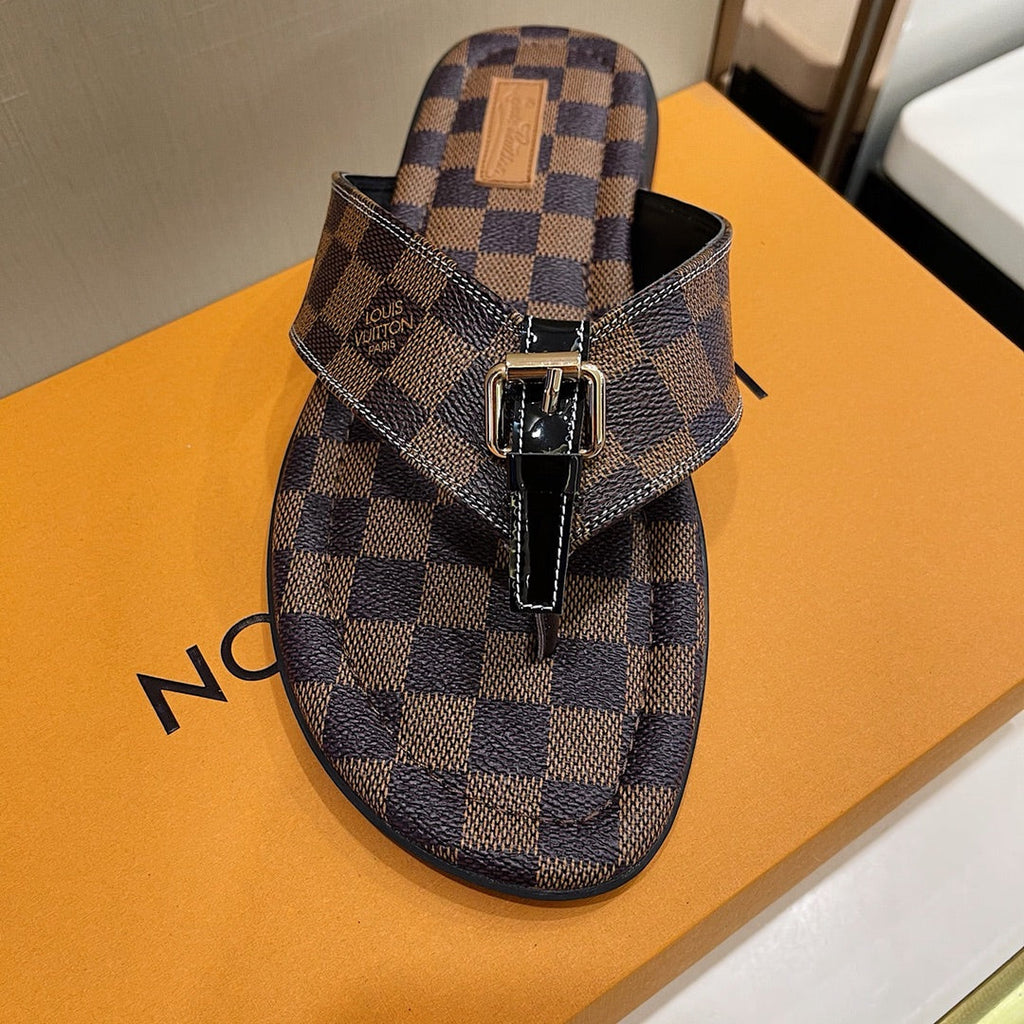 Men's Louis Vuitton Slippers - product image from the listing.