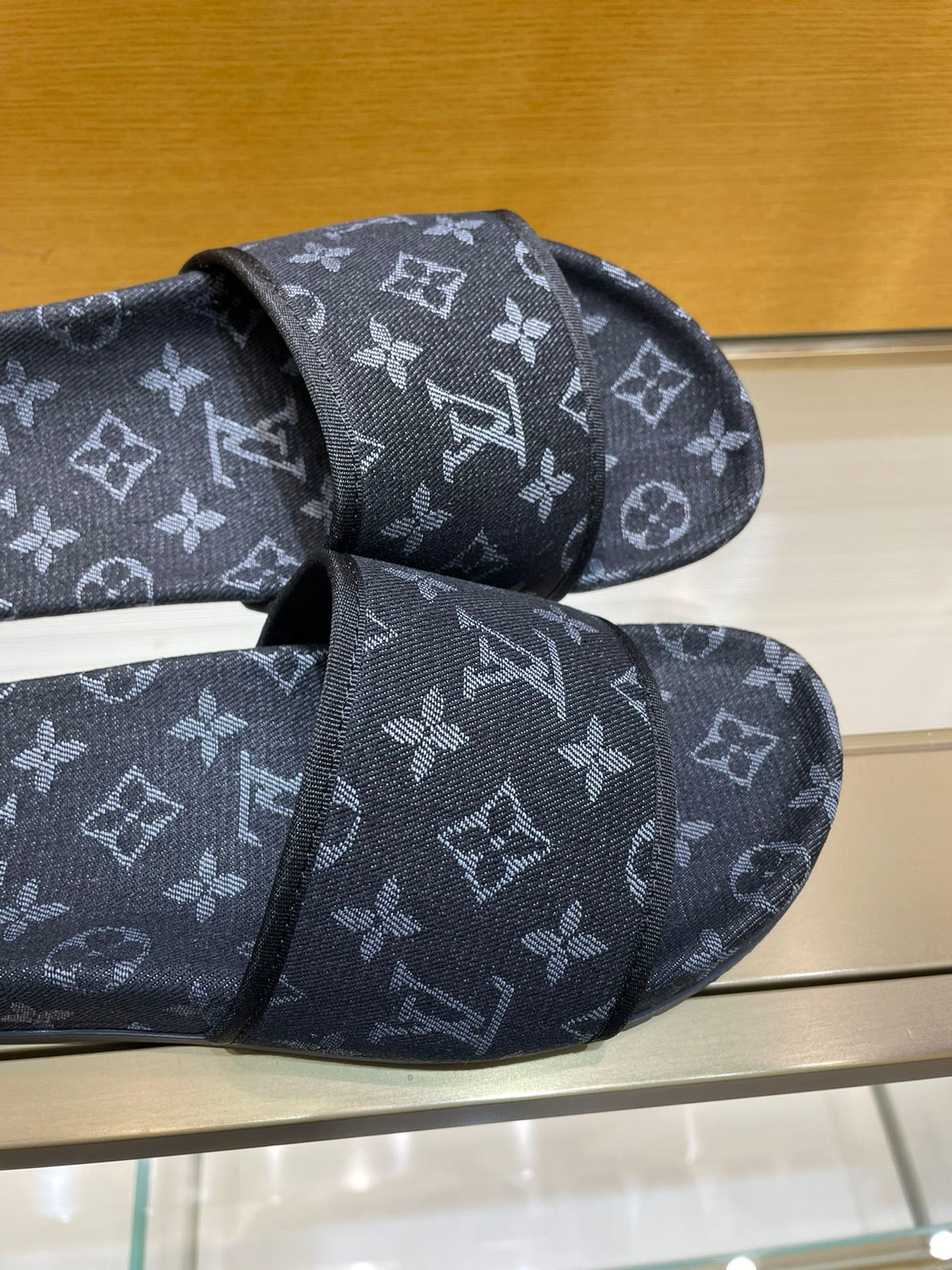 Men's Louis Vuitton Slides - product image from the listing.