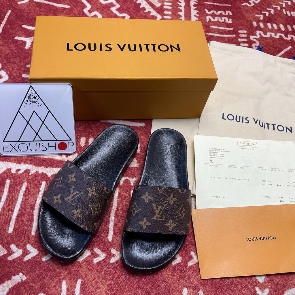 waterfront Slide by Louis Vuitton - product image from the listing.