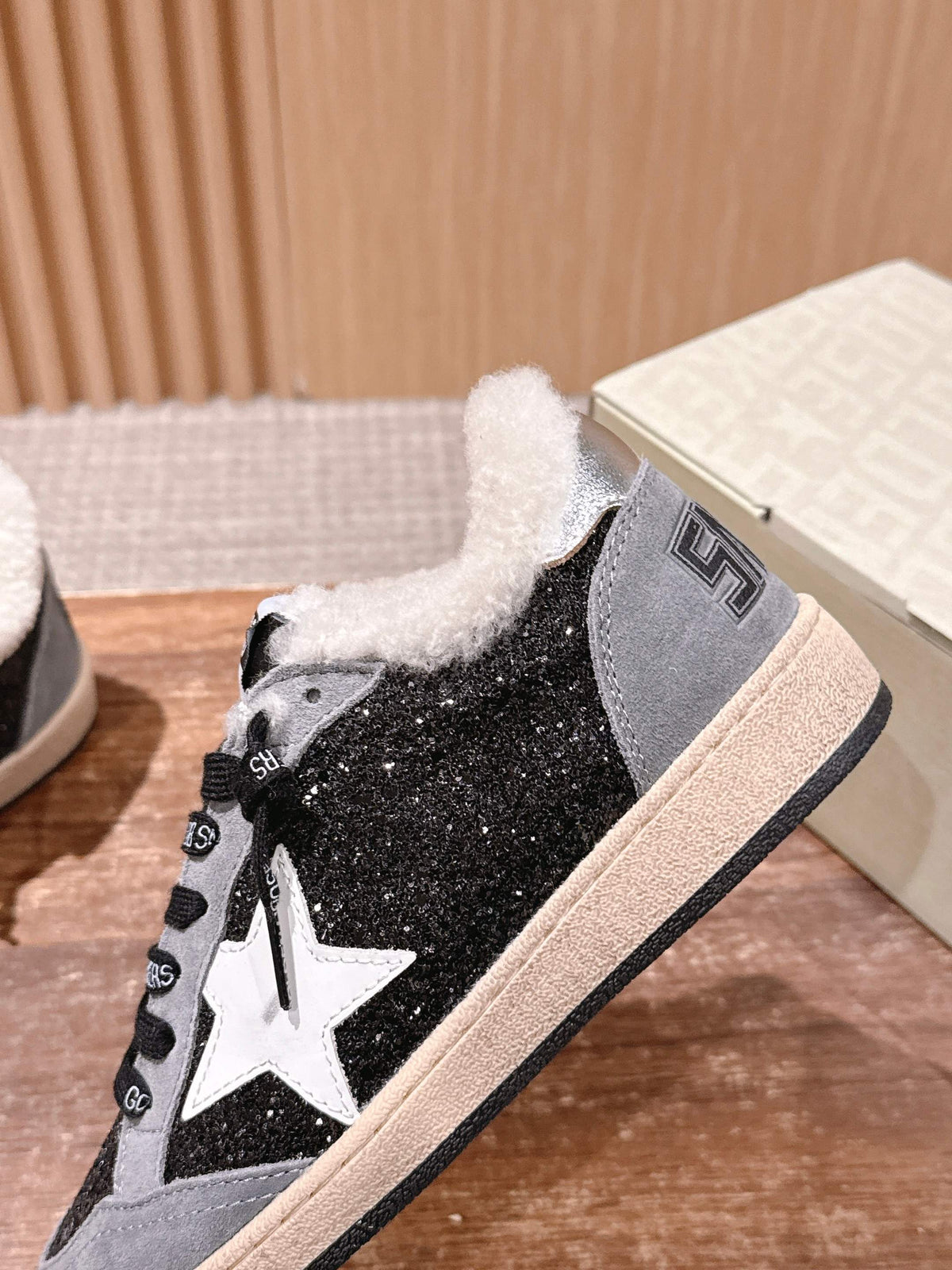 Golden Goose 2025 Wool-Lined Dirty Trainers Light Gray mix Black Suede 444261 - product image from the listing.