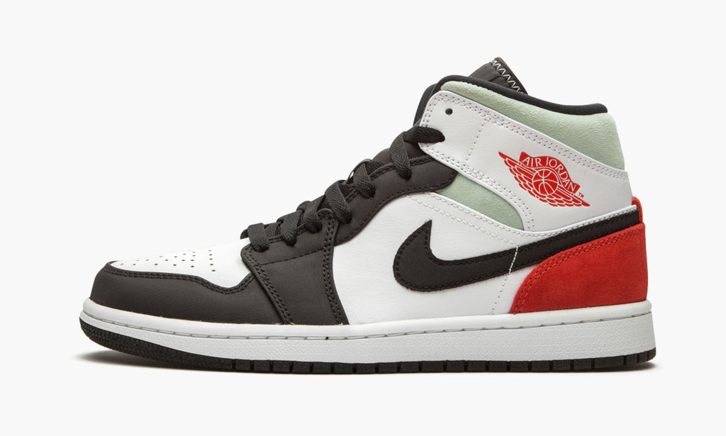 "Red Grey Black Toe" Jordan 1 Mid SE - product image from the listing.
