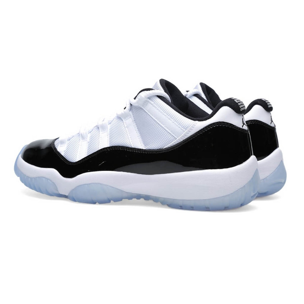 Concord - Jordan 11 Retro 528895 - product image from the listing.