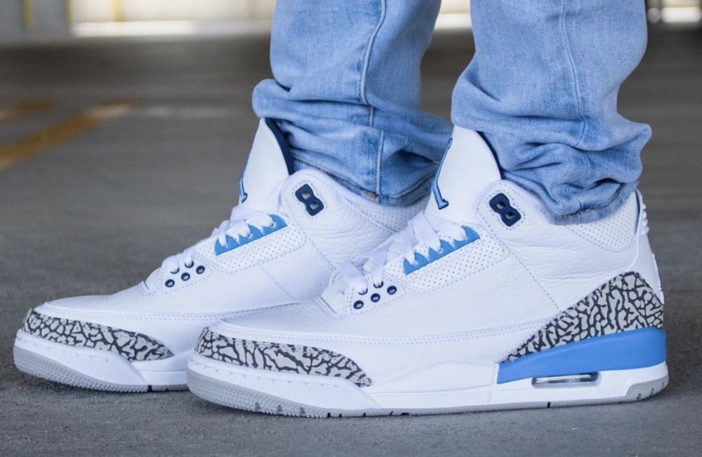 UNC (2020) - Jordan 3 Retro - product image from the listing.