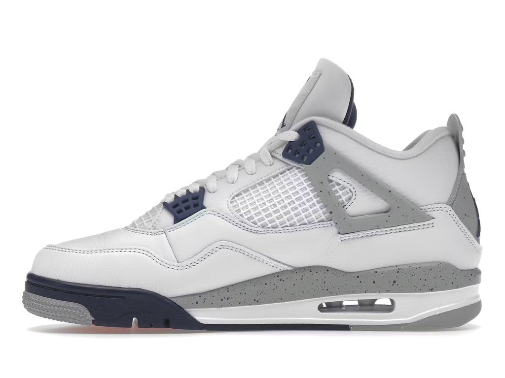 Jordan 4 Retro in Midnight Navy - product image from the listing.