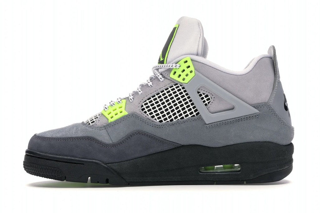 95 Neon - Jordan 4 Retro SE - product image from the listing.