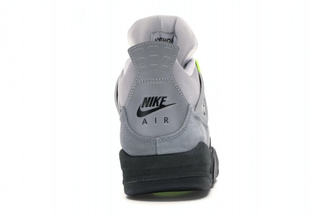 95 Neon - Jordan 4 Retro SE - product image from the listing.