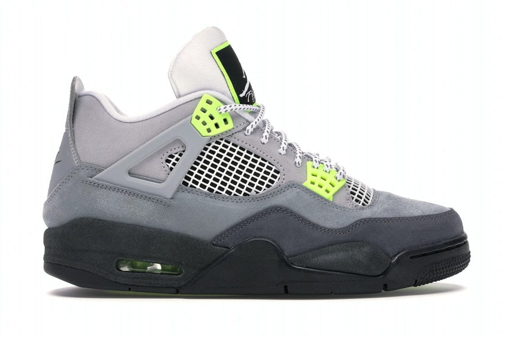 95 Neon - Jordan 4 Retro SE - product image from the listing.