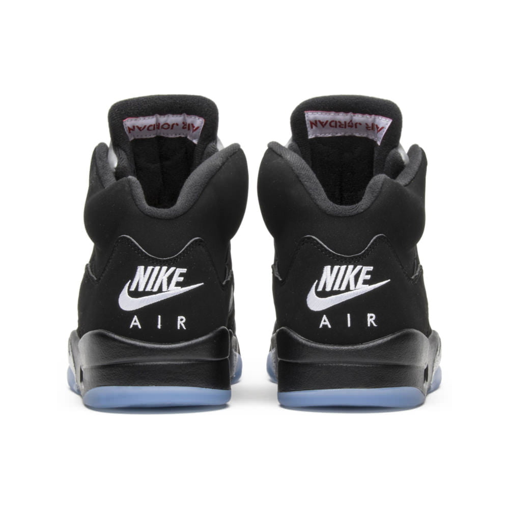 Jordan 5 Retro in Black Metallic - product image from the listing.