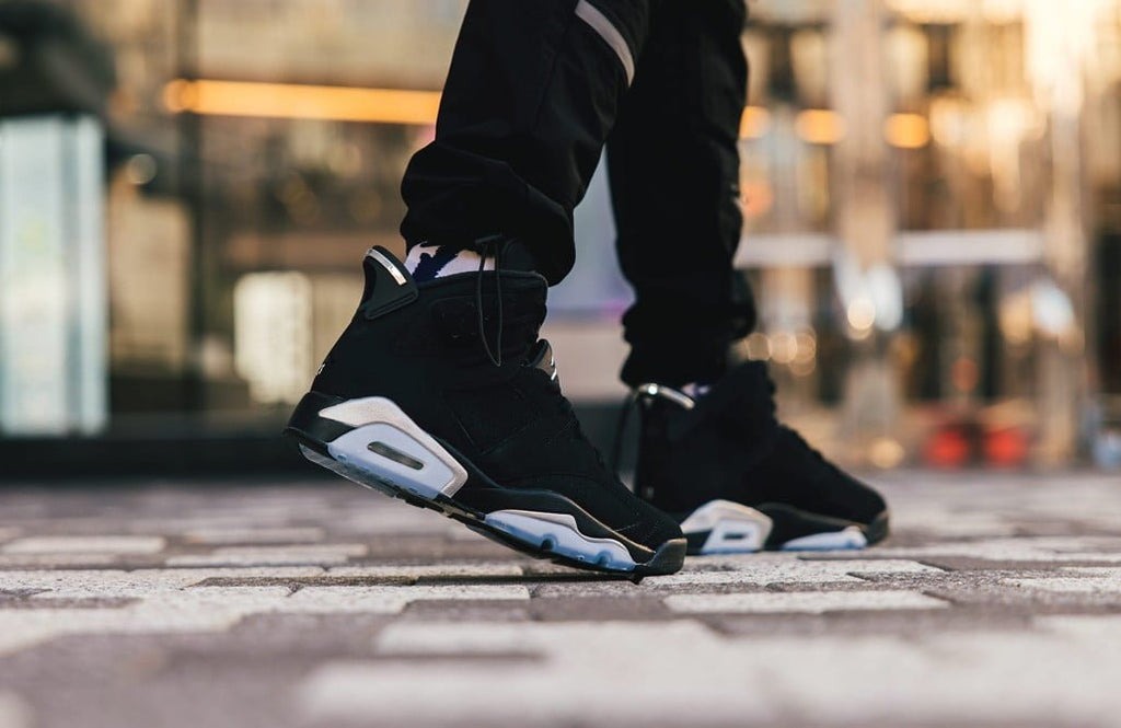 Jordan 6 Retro Chrome in Metallic Silver - product image from the listing.