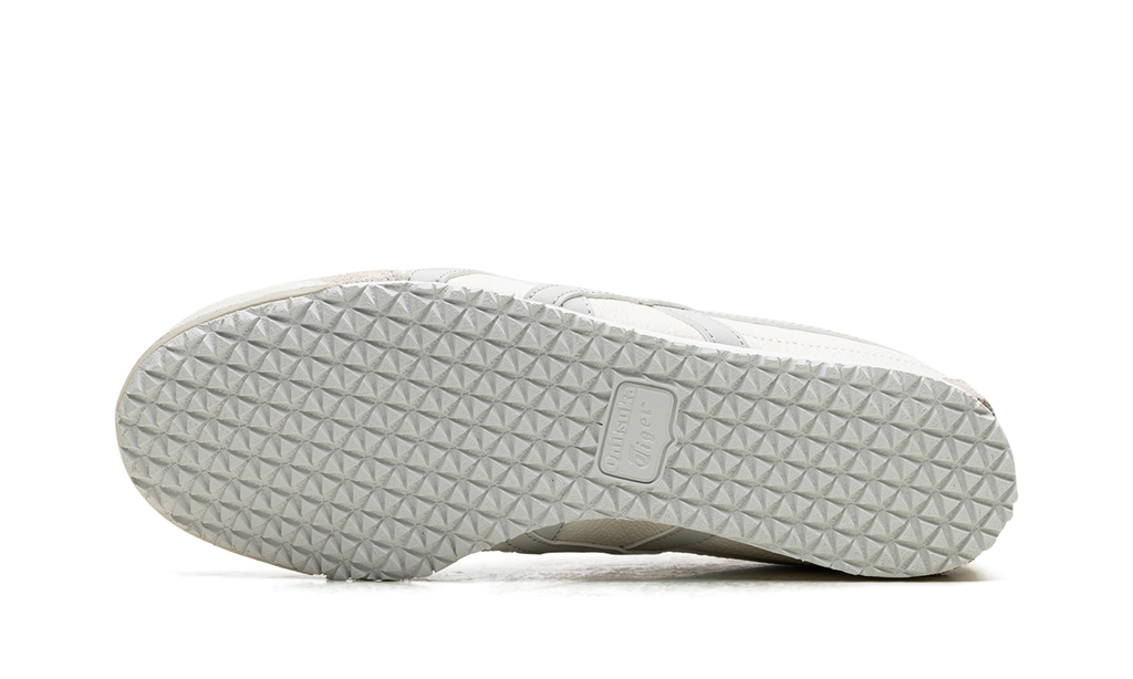 Onitsuka Tiger Tiger Mexico 66 in Cream Light Sage 133558 - product image from the listing.