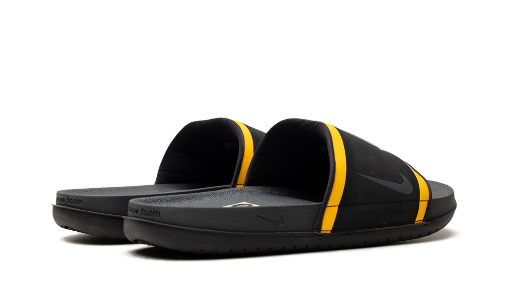 "NFL - Pitts Steelers" Offcourt Slide DD0547 001 - product image from the listing.