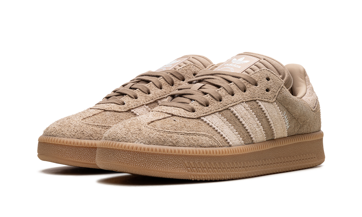"Cardboard Magic Beige" Samba XLG JI3196 - product image from the listing.