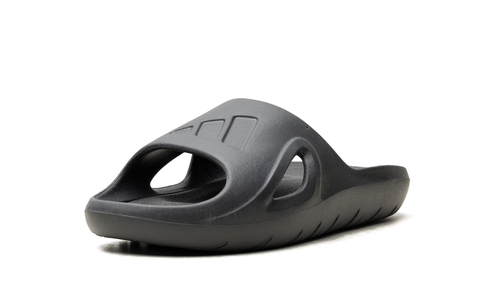 "Carbon Core Black" Adicane Slides HQ9915 - product image from the listing.