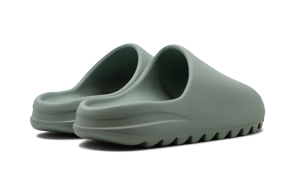 "Salt" Yeezy Slide ID5480 - product photo shown in the listing for this item.