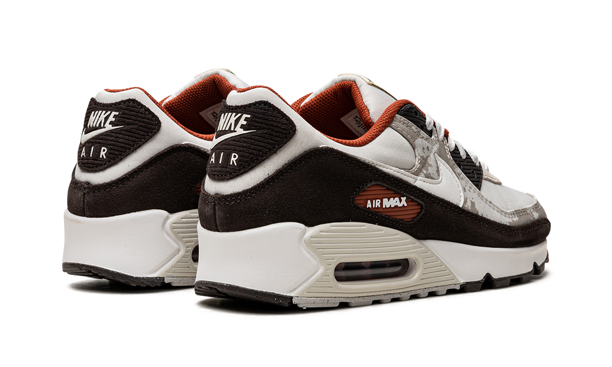"Social FC" AIR MAX 90 SE DX3576 001 - product image from the listing.