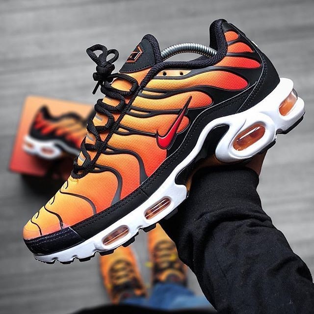 Sunset - Nike Air Max Plus OG - product image from the listing.