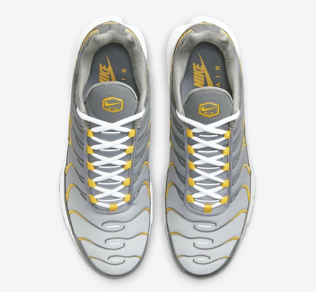 Particle Grey Dark Sulphur - Nike Air Max Plus - product image from the listing.