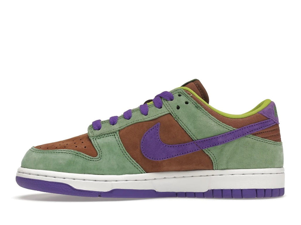 Dunk Low Veneer (2020) by Nike - product image from the listing.