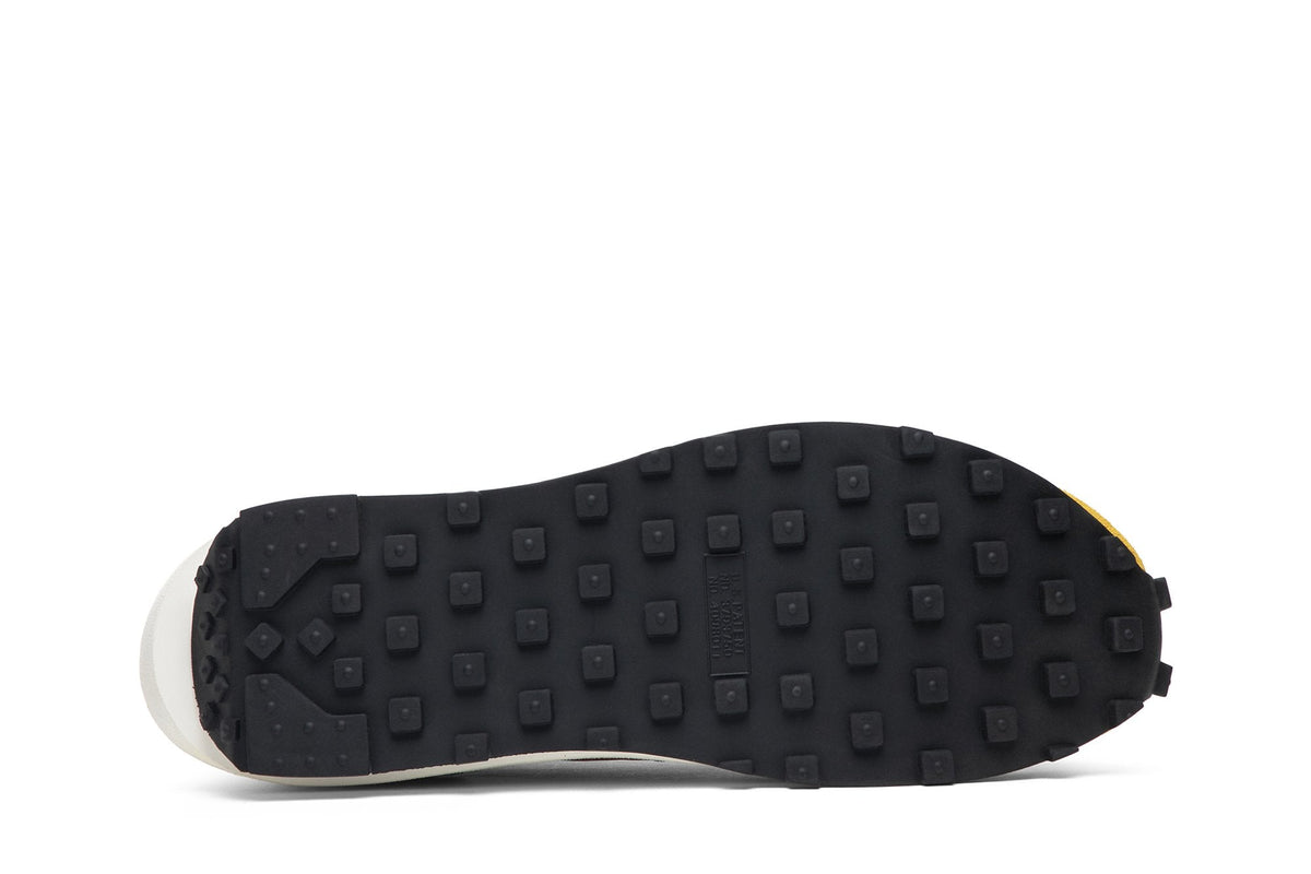 Nike LDWaffle x Sacai Daybreak in Green - product image from the listing.
