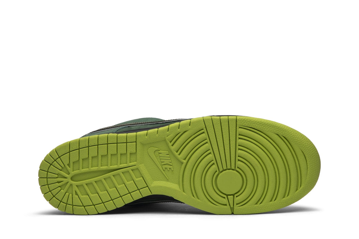 SB Dunk Low Concepts Green Lobster by Nike - product image from the listing.