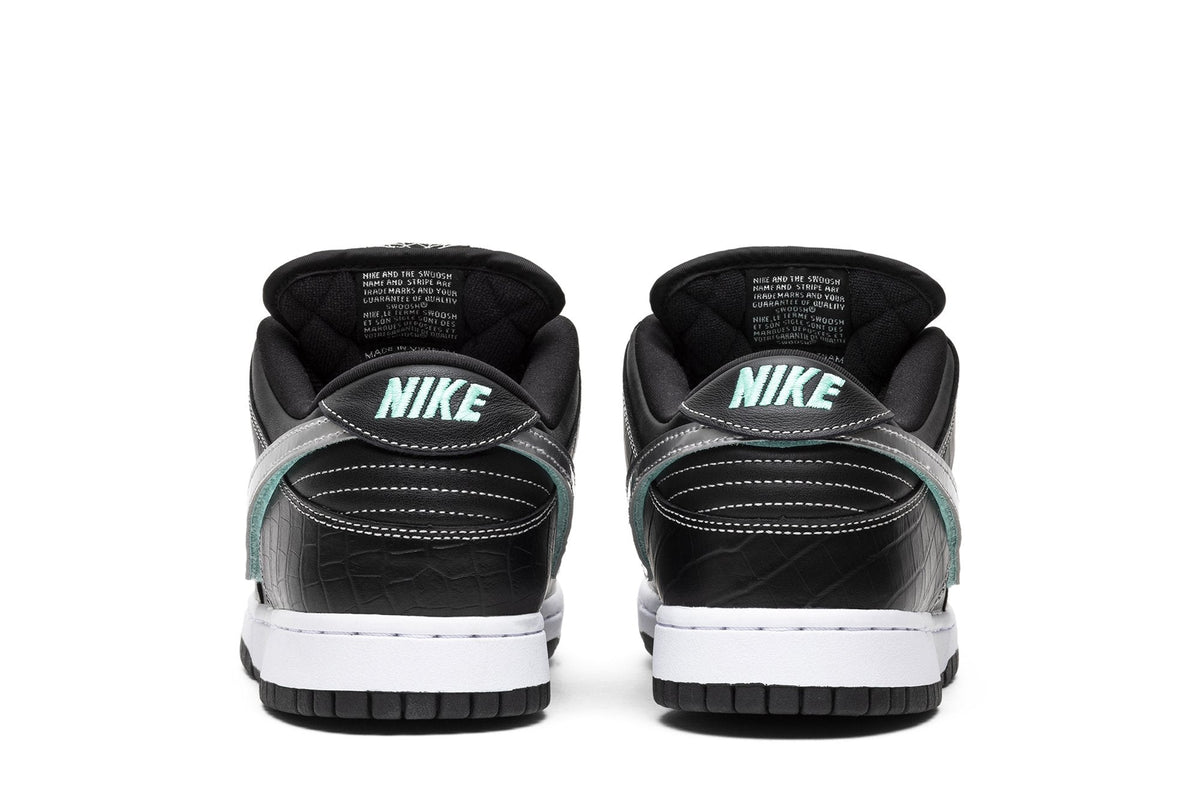 SB Dunk Low Diamond Supply Co Black Diamond by Nike - product image from the listing.