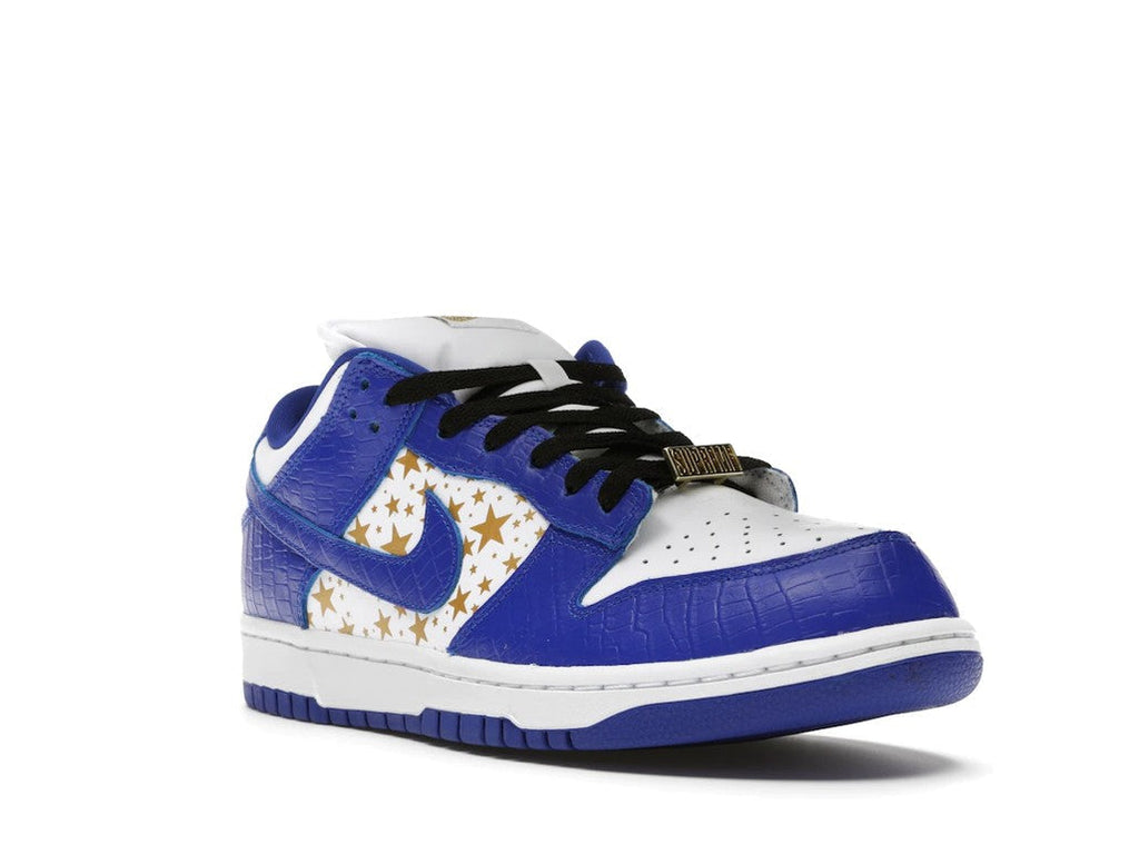 SB Dunk Low Supreme Stars Hyper Royal (2021) by Nike - product image from the listing.