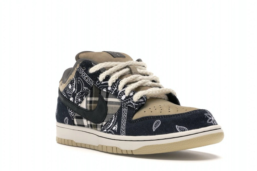 Regular Box - Nike SB Dunk Low Travis Scott - product image from the listing.