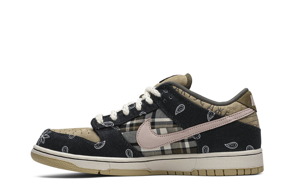 Regular Box - Nike SB Dunk Low x Travis Scott - product image from the listing.